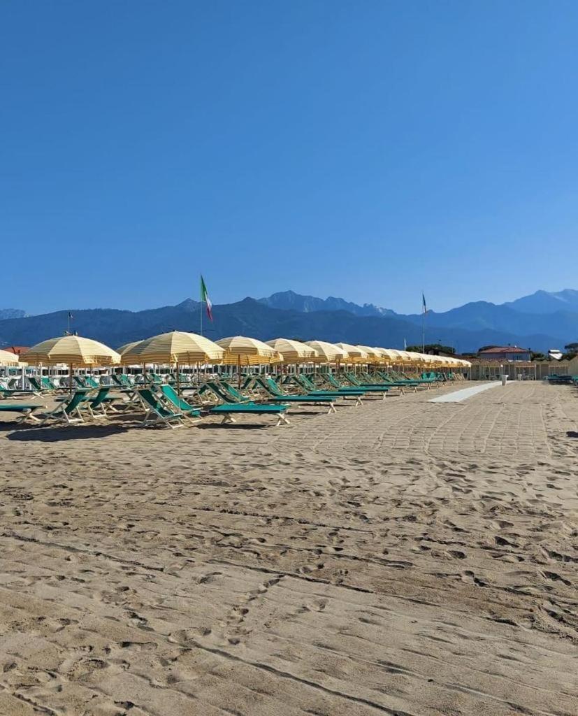 Hotel Raffaelli Villa Angela Forte dei Marmi Extérieur photo